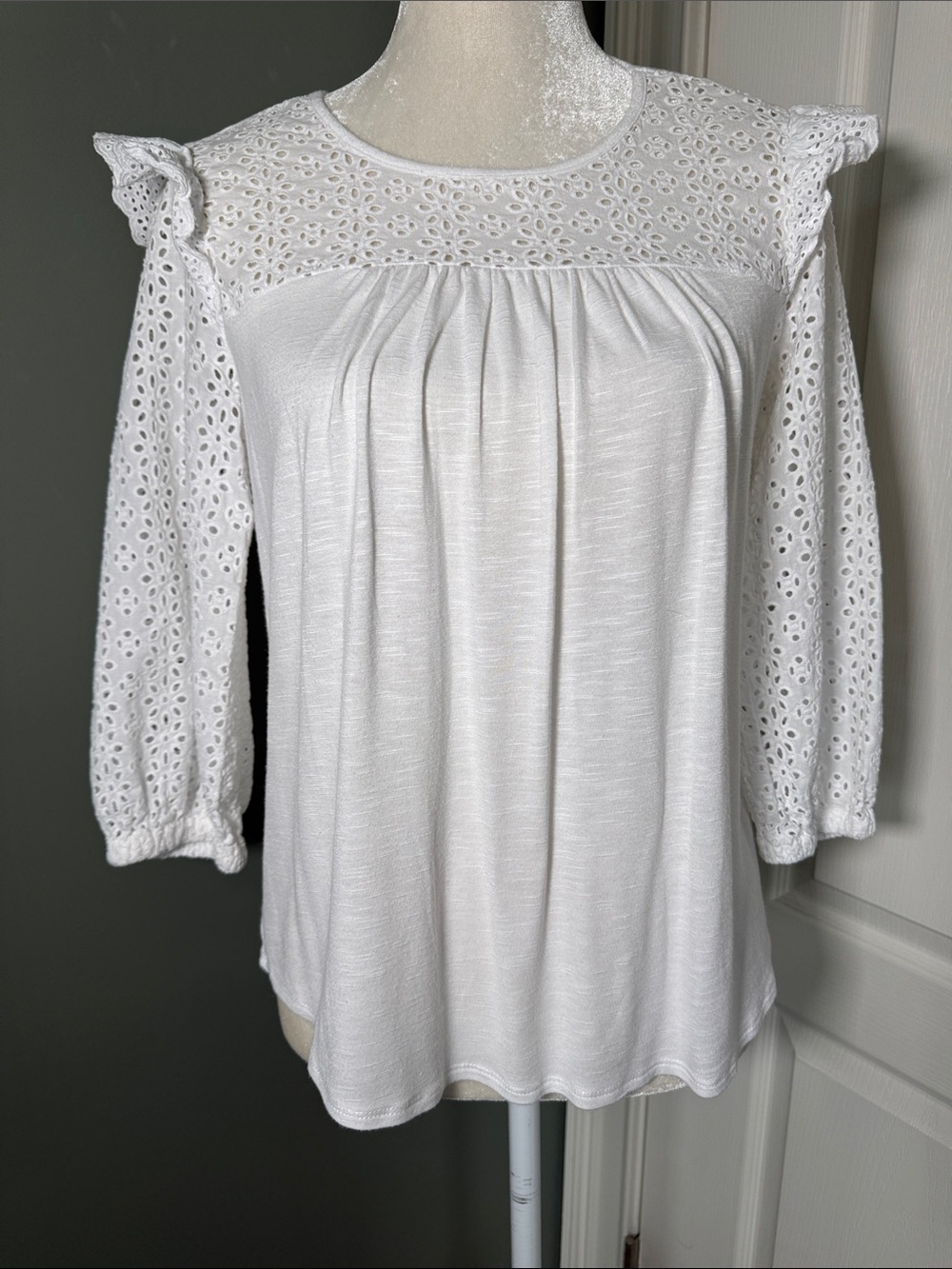 Cupio White Eyelet Lace Blouse Boho Flutter Sleeve Top Size S